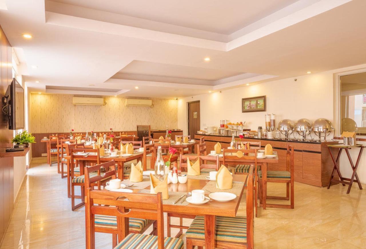 Rosewood Apartment Hotel - Харидвар Экстерьер фото